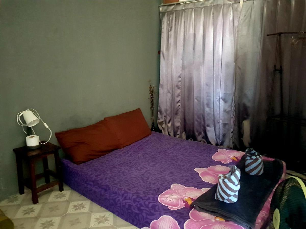 Home&Hug Phuket Rom bilde